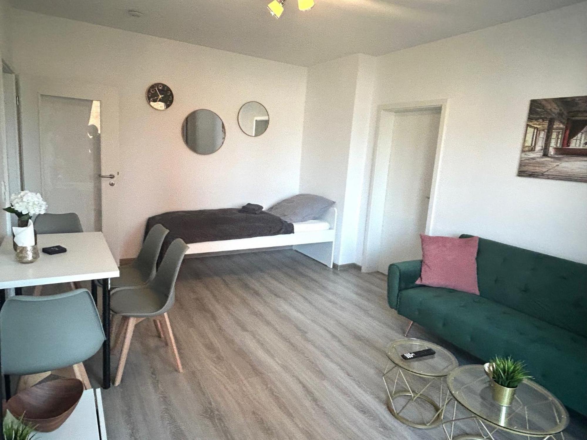 Goeh-moderne In Zentraler Lage, Balkon, Self-check-in, Wlan, Netflix, Disneyplus Ганновер